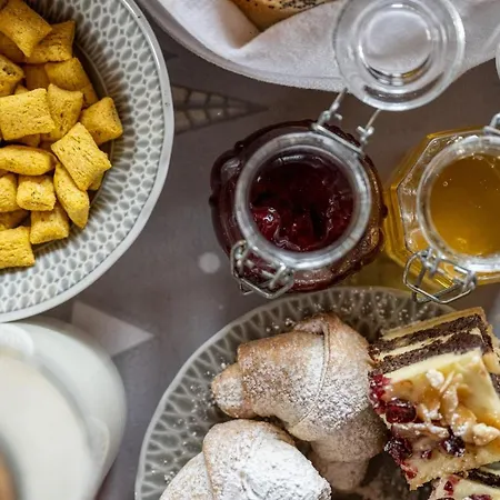 Проживание в семье Maly Dworek *