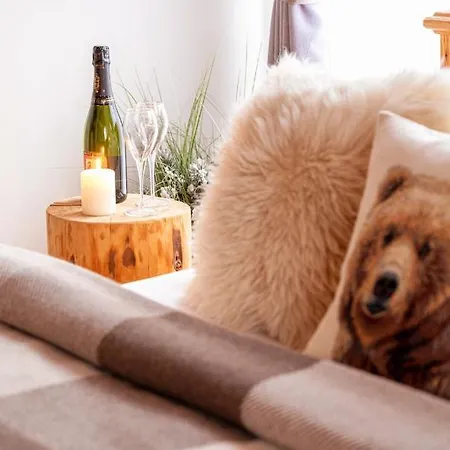 Проживание в семье Maly Dworek