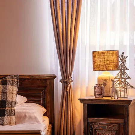 Проживание в семье Maly Dworek *