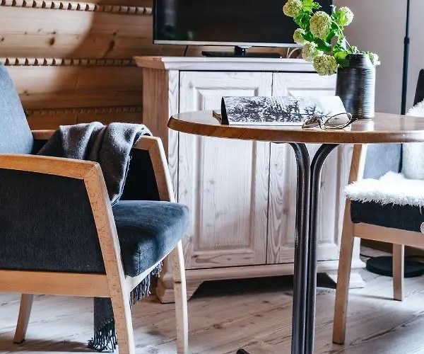 Maly Dworek Homestay szállás